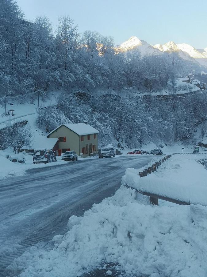 Soupiets Bed & Breakfast Betpouey Bagian luar foto
